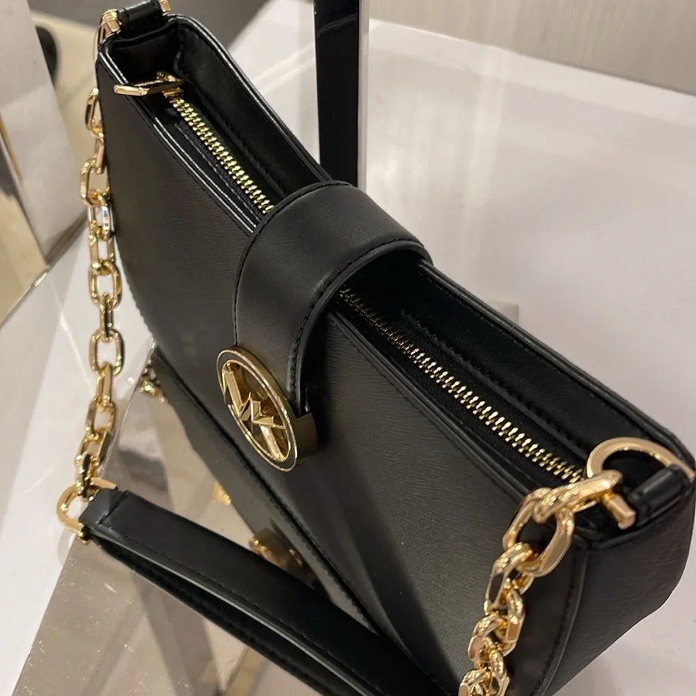 MICHAEL KORS
Carmen Small Shoulder Bag
Black 
NWT - Picture 14 of 16